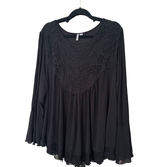 Ultra Pink Plus Size 3X Black Blouse Trumpet Sleeve Flowy - Picture 2 of 13